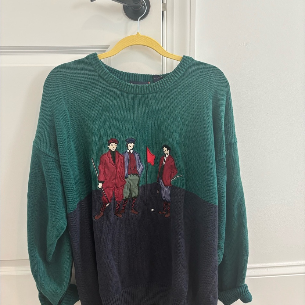 Green and Blue Crewneck Sweater with Decorative Design
